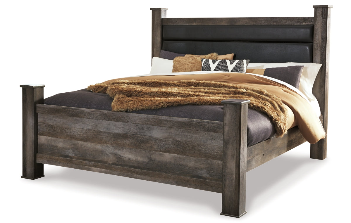 Wynnlow King Poster Bed with Mirrored Dresser and Chest