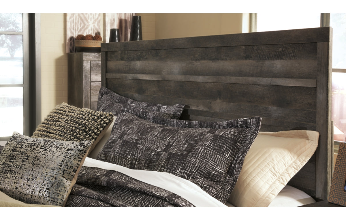 Wynnlow Queen Panel Bed