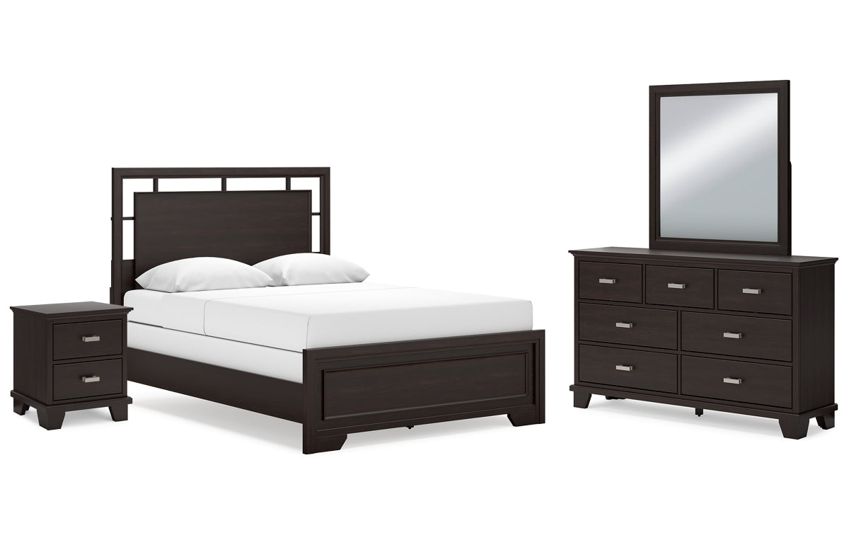 Covetown Queen Panel Bed with Mirrored Dresser and Nightstand