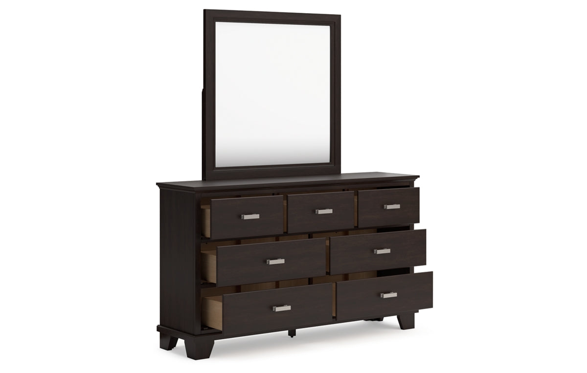 Covetown Queen Panel Bed with Mirrored Dresser, Chest and Nightstand