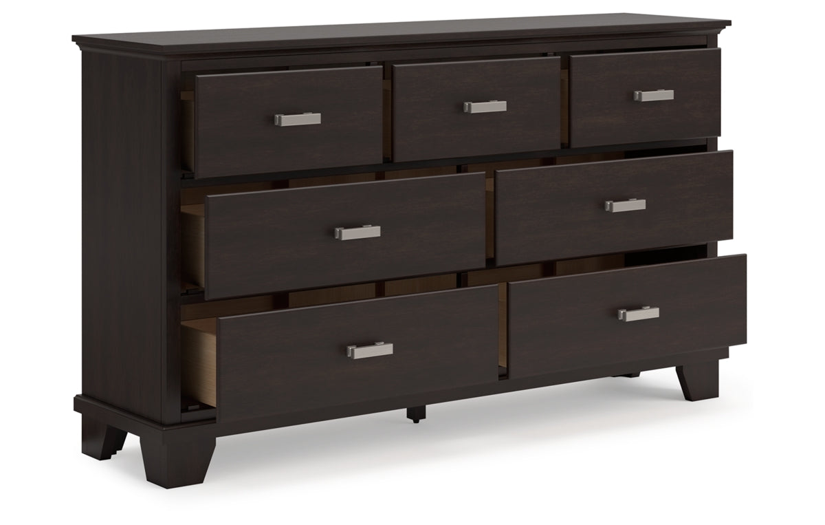 Covetown Dresser