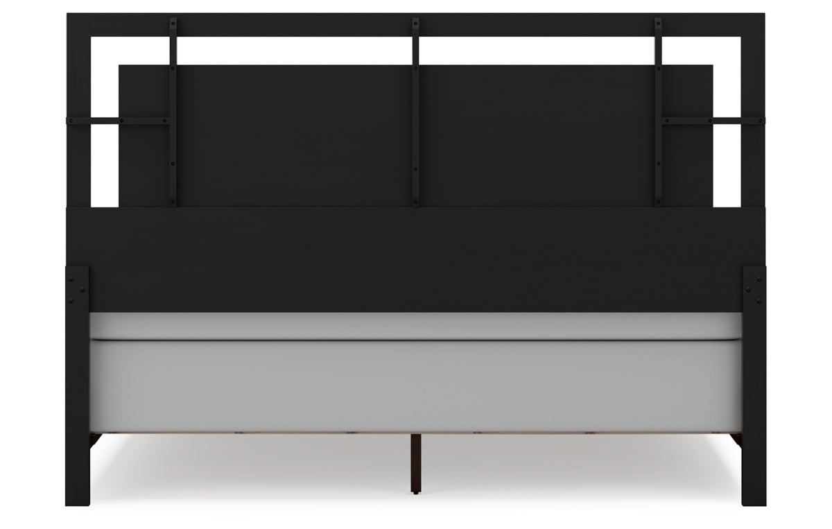 Covetown King Panel Bed with Mirrored Dresser, Chest and Nightstand