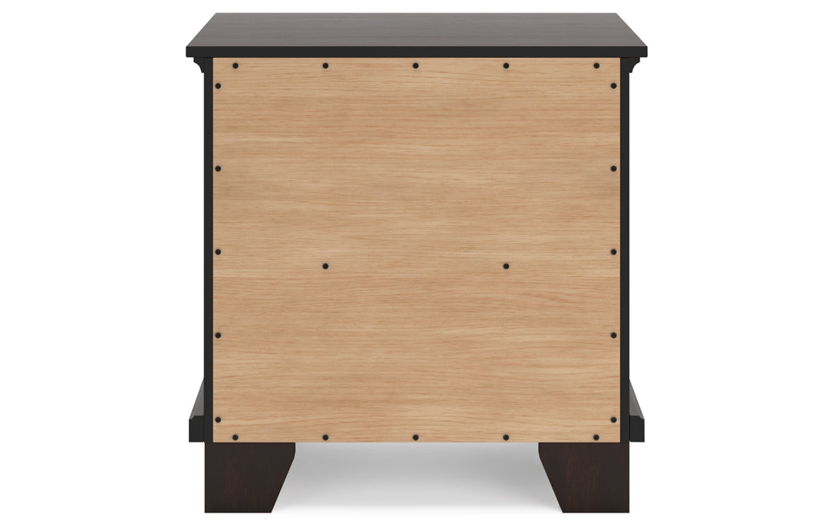 Covetown Twin Panel Bed with Mirrored Dresser, Chest and Nightstand