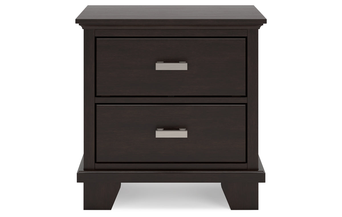 Covetown King Panel Bed with Mirrored Dresser, Chest and Nightstand