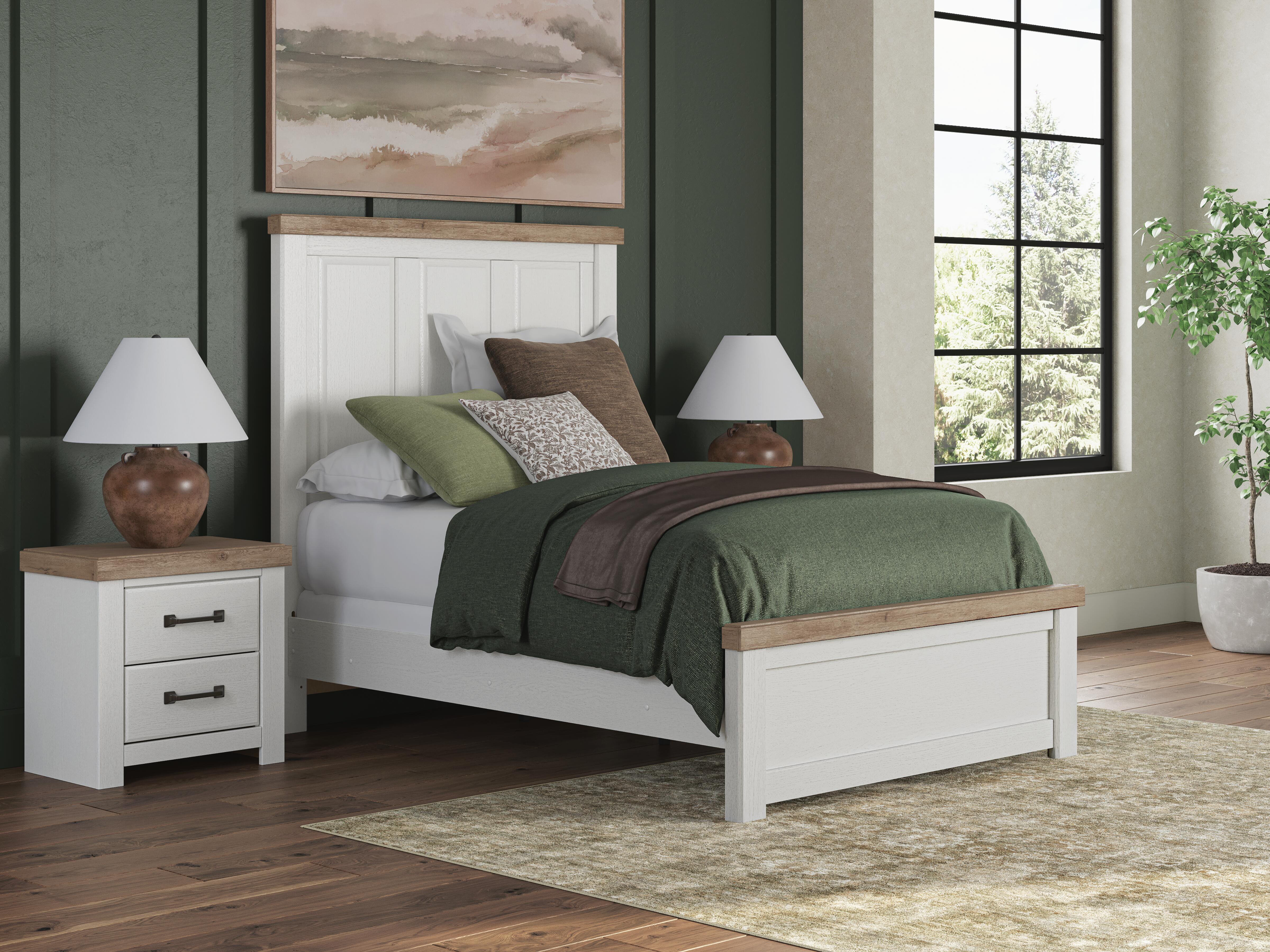Savonport Full Panel Bed
