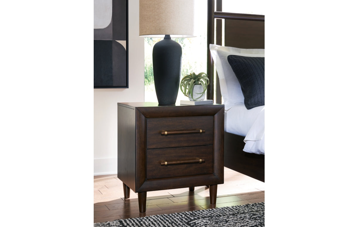 Dantenton Nightstand