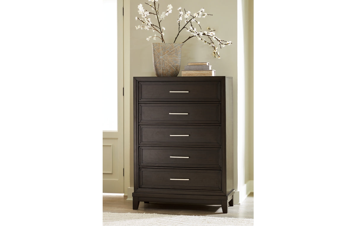 Neymorton California King Upholstered Panel Bed with Mirrored Dresser, Chest and Nightstand
