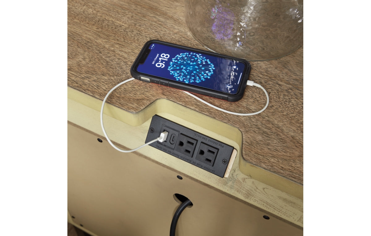Tomtyn Nightstand