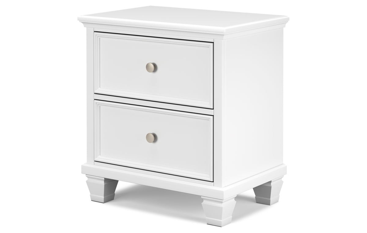 Fortman Queen Panel Bed with Mirrored Dresser, Chest and Nightstand