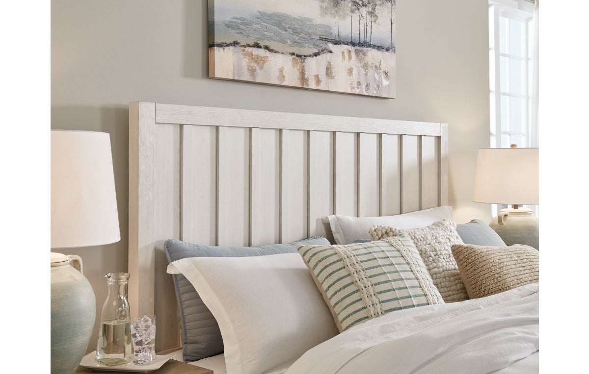 Shaybrock King Panel Bed