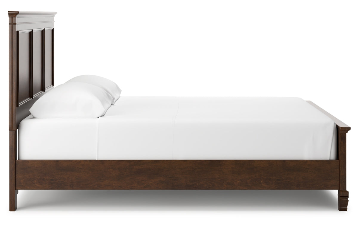 Danabrin California King Panel Bed with Mirrored Dresser