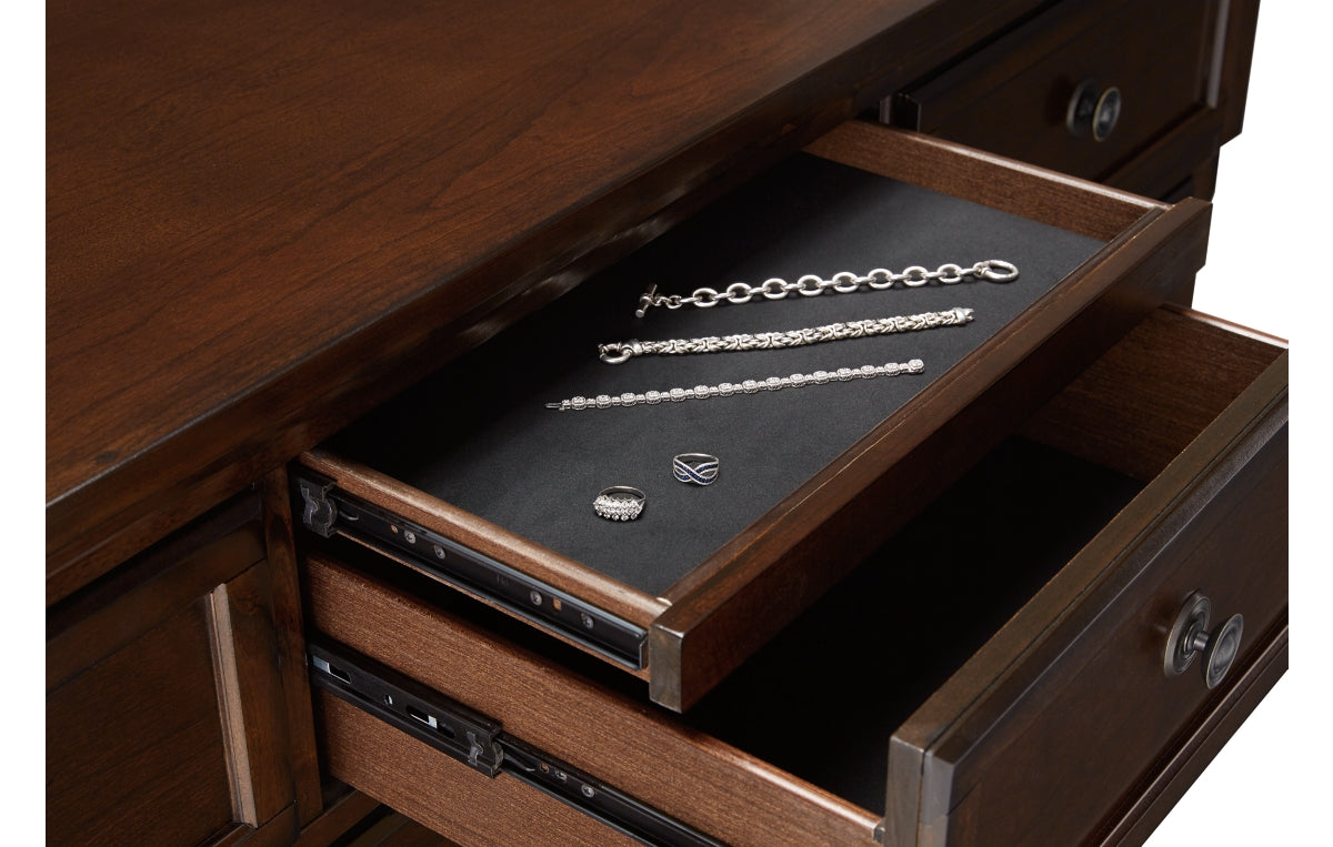 Porter Dresser
