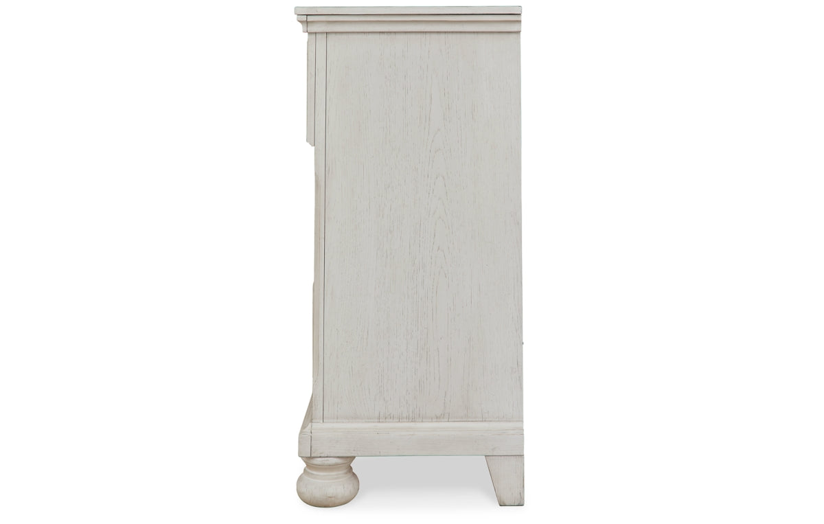 Robbinsdale Dresser