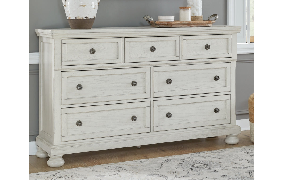 Robbinsdale Dresser