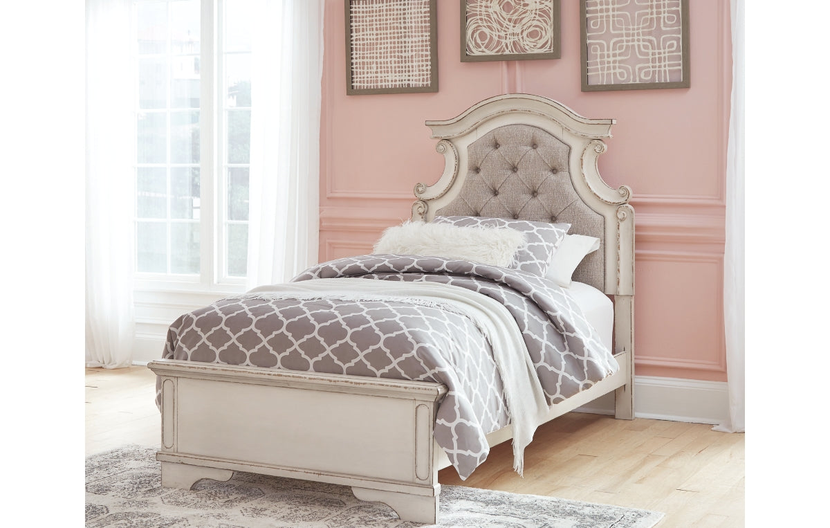 Realyn Twin Panel Bed