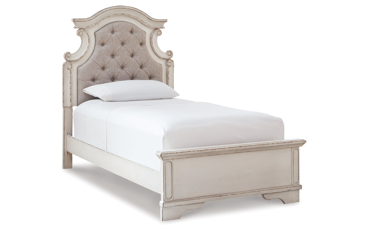 Realyn Twin Panel Bed