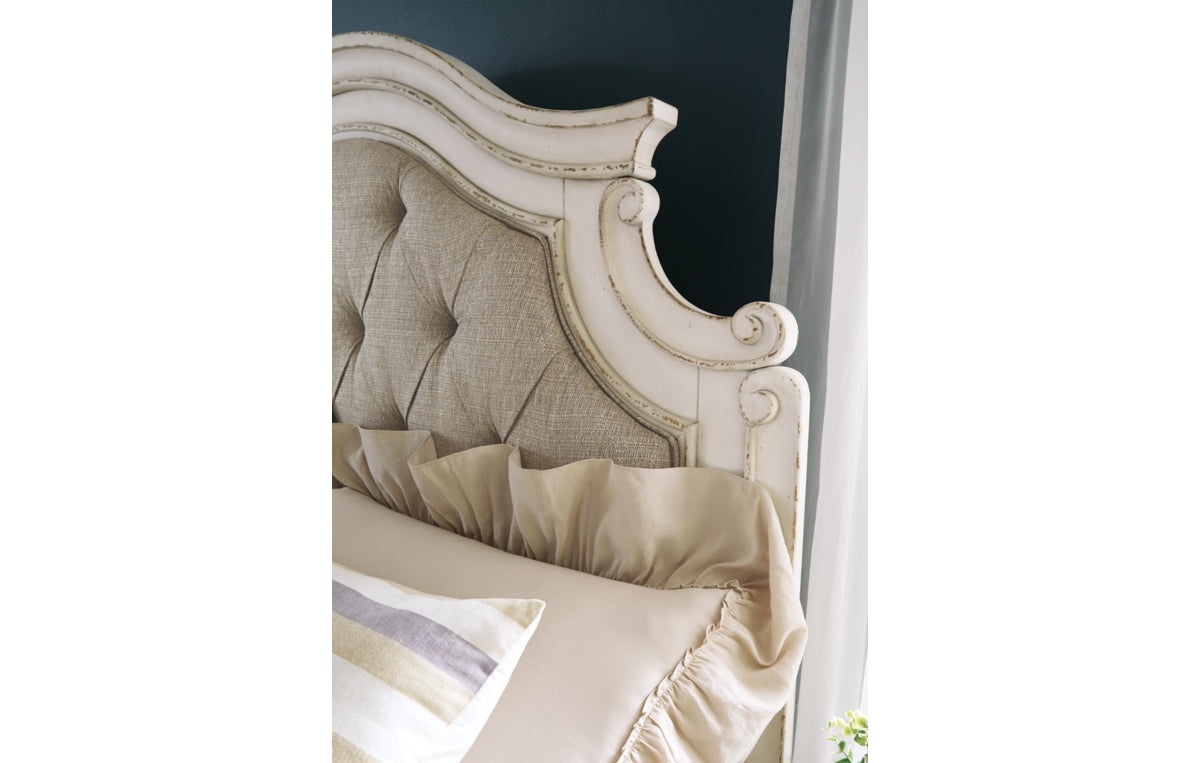 Realyn King Upholstered Panel Bed with Mirrored Dresser