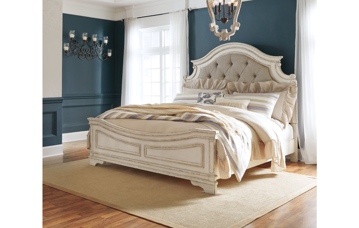 Realyn King Upholstered Panel Bed with Mirrored Dresser