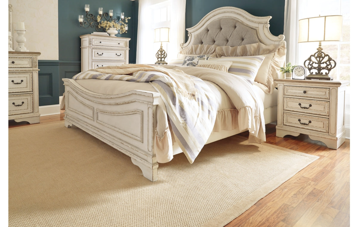 Realyn King Upholstered Panel Bed