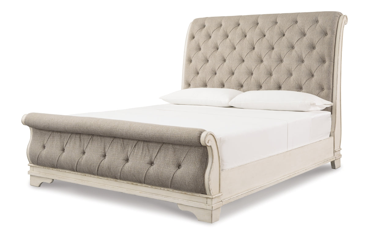 Realyn King Sleigh Bed with Mirrored Dresser