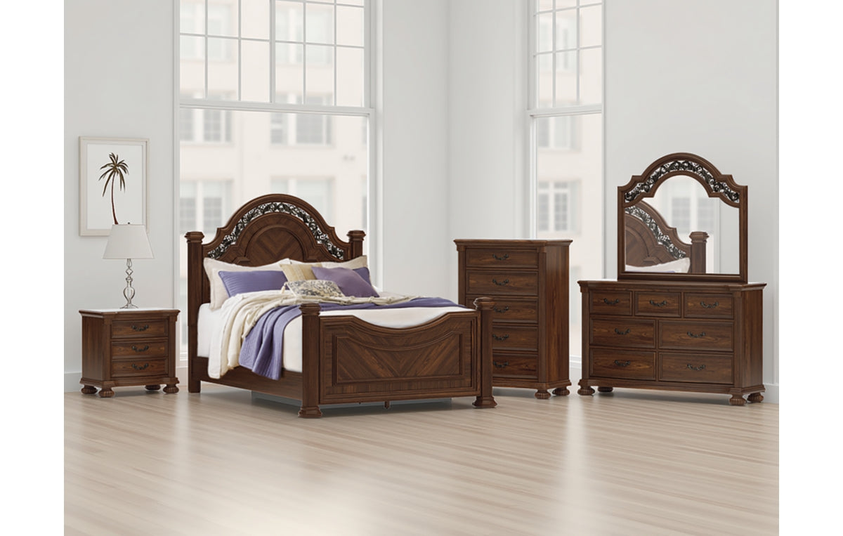 Lavinton Queen Poster Bed