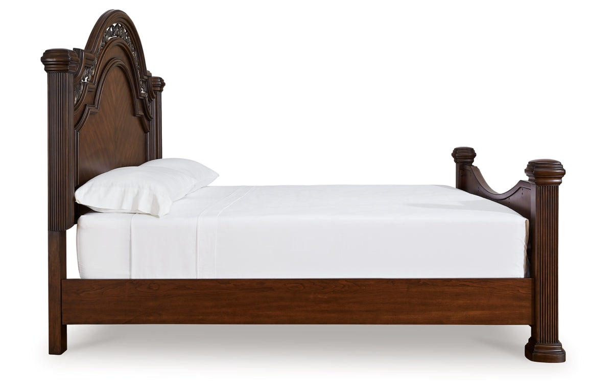 Lavinton California King Poster Bed with Mirrored Dresser