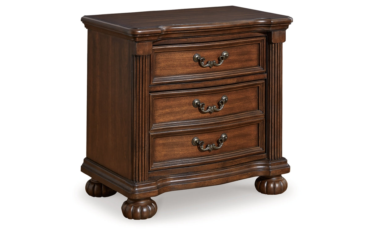 Lavinton King Poster Bed, Dresser, Mirror, Chest and Nightstand