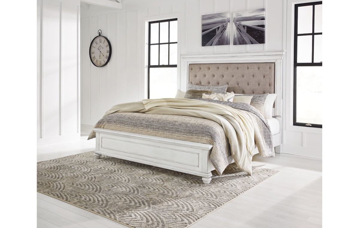 Kanwyn Queen Panel Bed