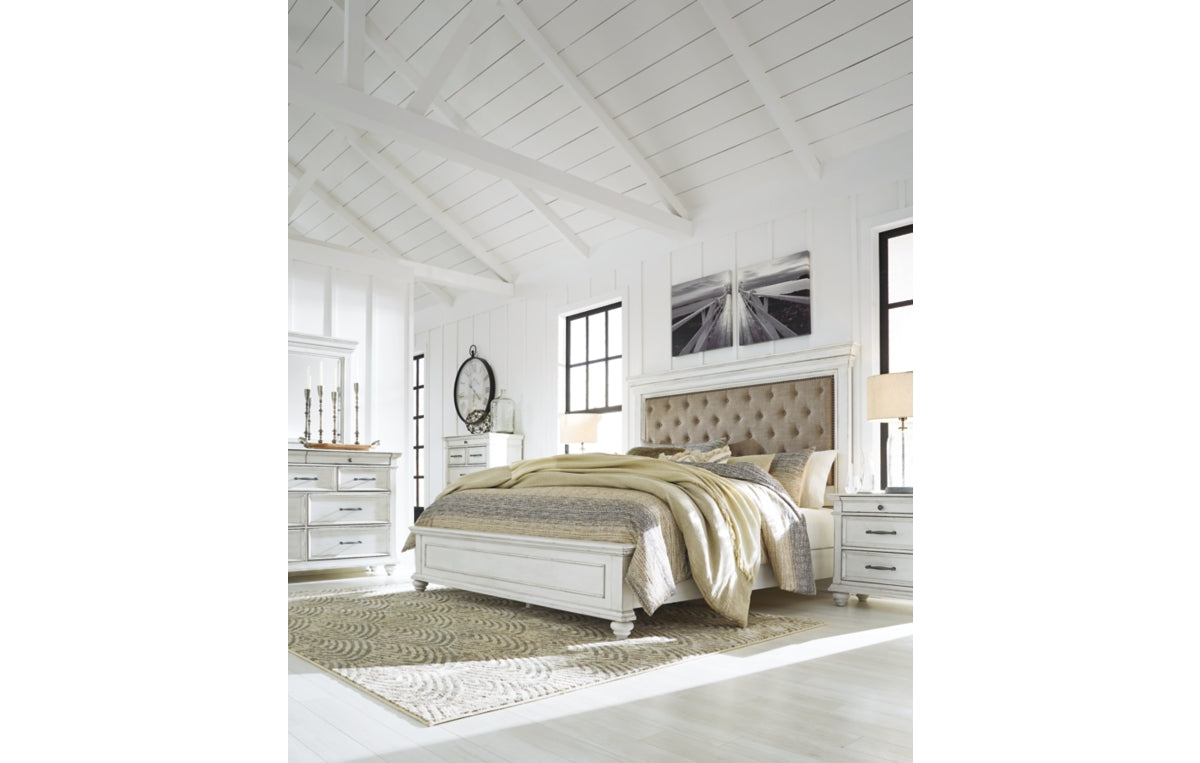 Kanwyn California King Panel Bed
