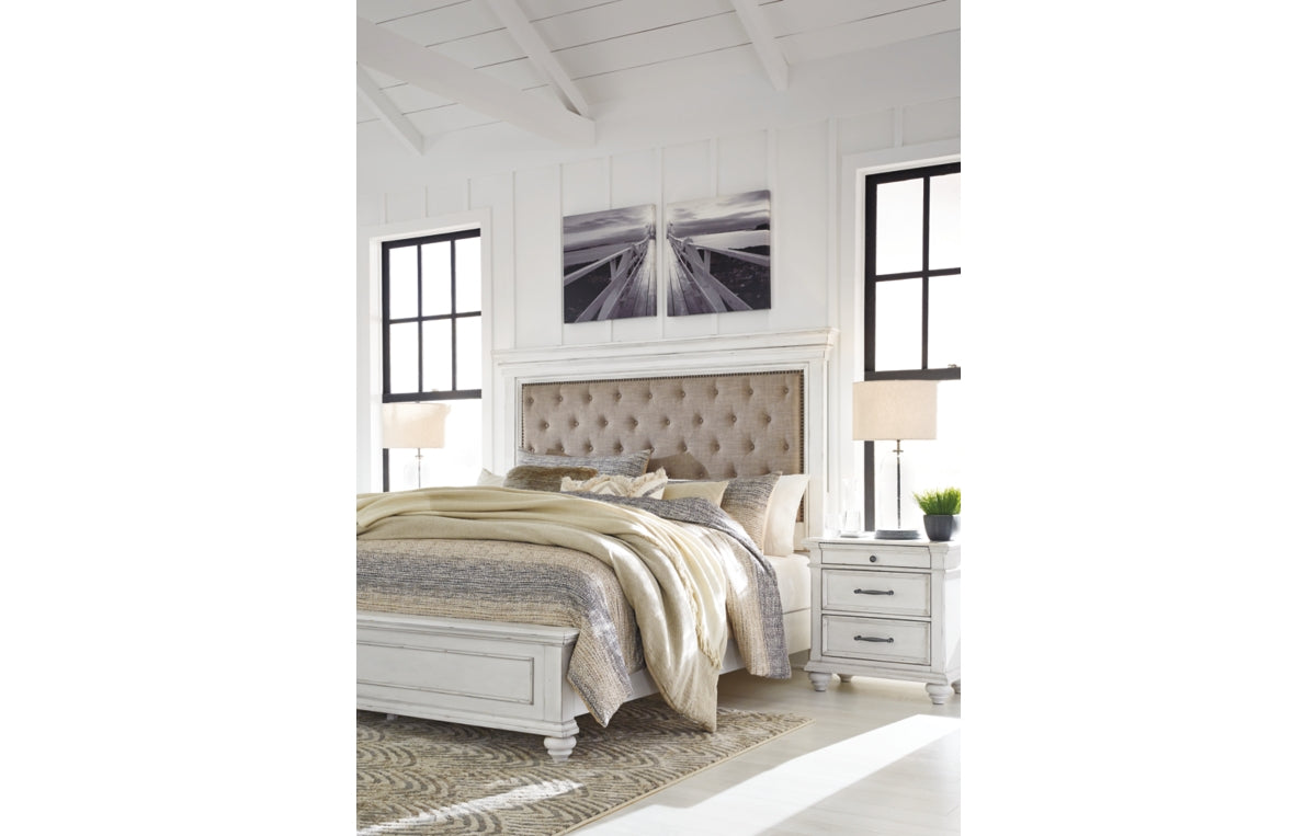 Kanwyn King Panel Bed