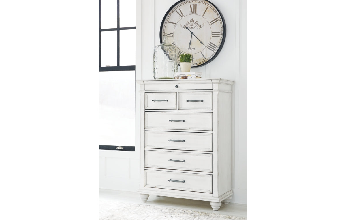 Kanwyn Chest of Drawers