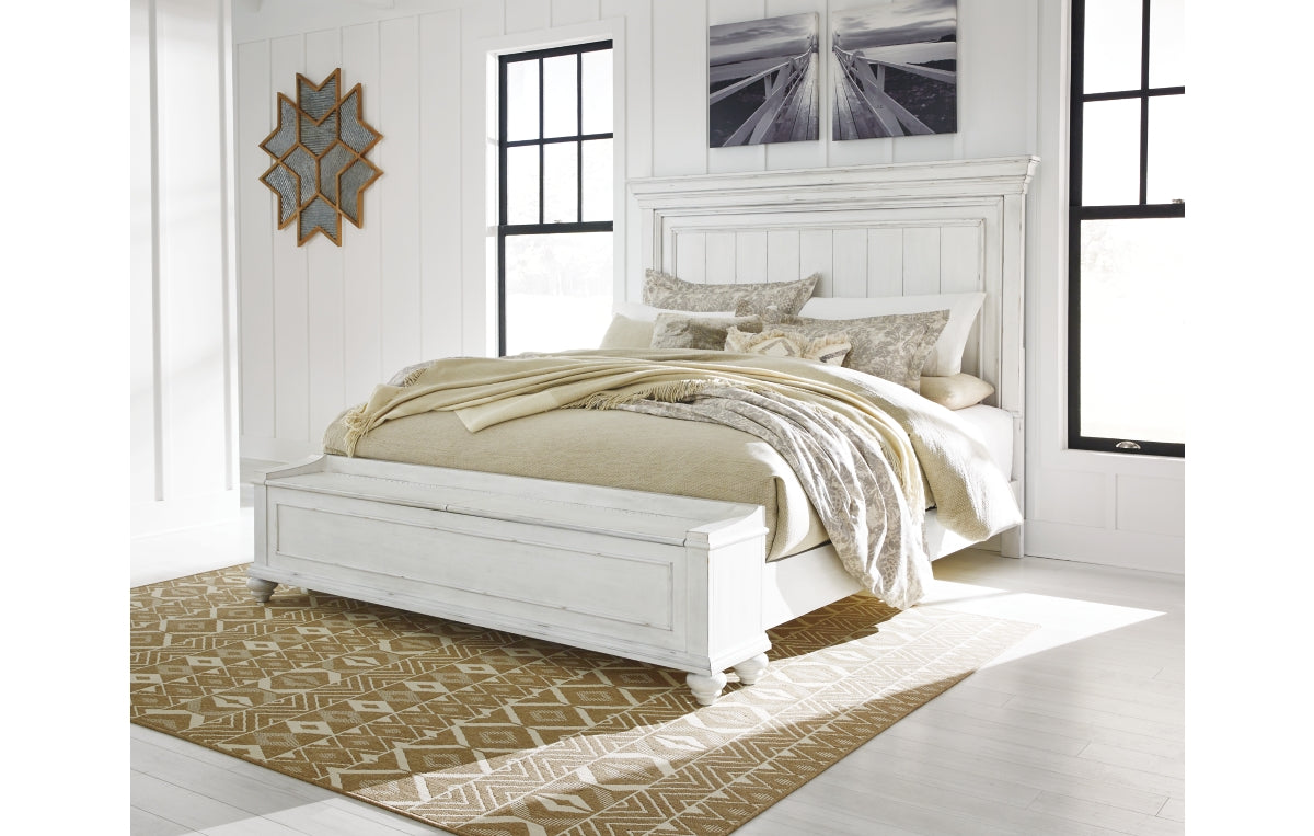 Kanwyn Queen Panel Bed with Storage Bench