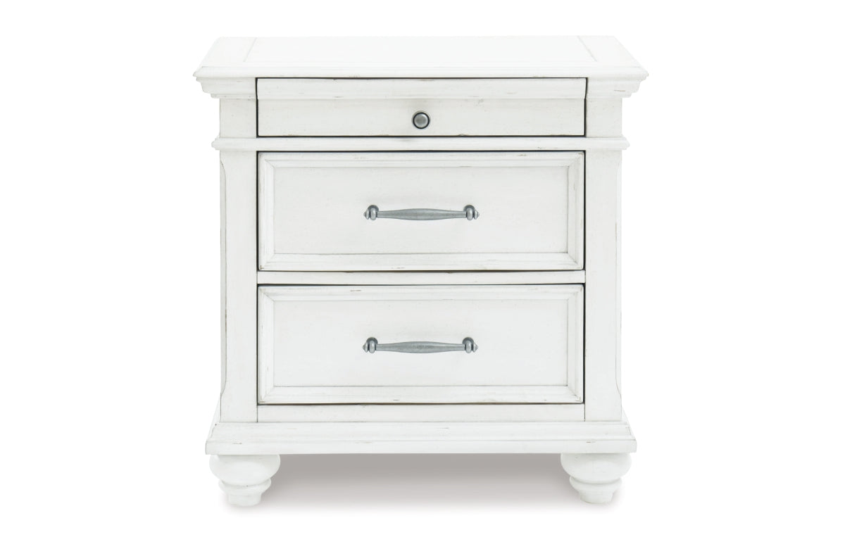Kanwyn Queen Panel Bed with Mirrored Dresser, Chest and Nightstand