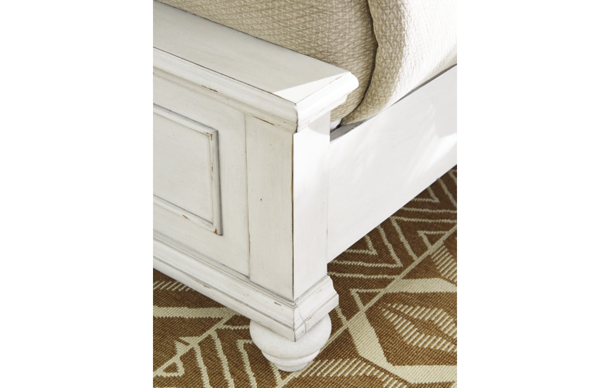 Kanwyn King Panel Bed