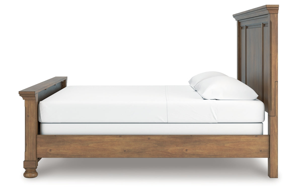 Feddinger King Panel Bed