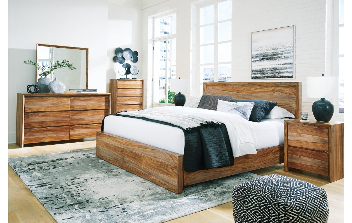 Dressonni King Panel Bed with Mirrored Dresser