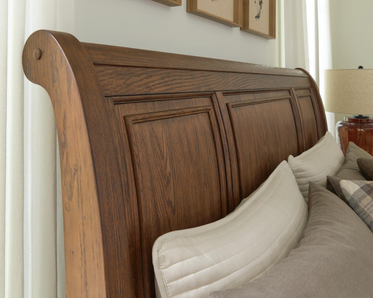 Zackaryn California King Sleigh Storage Bed