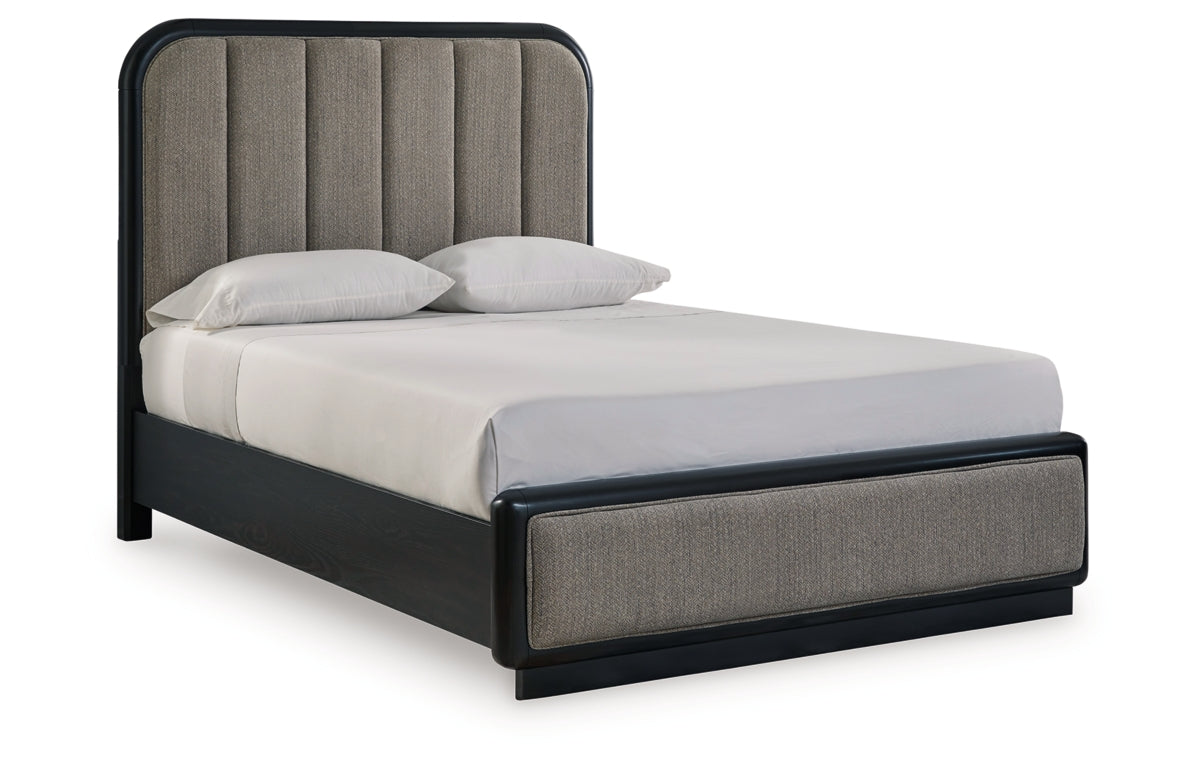 Rowanbeck Queen Upholstered Panel Bed