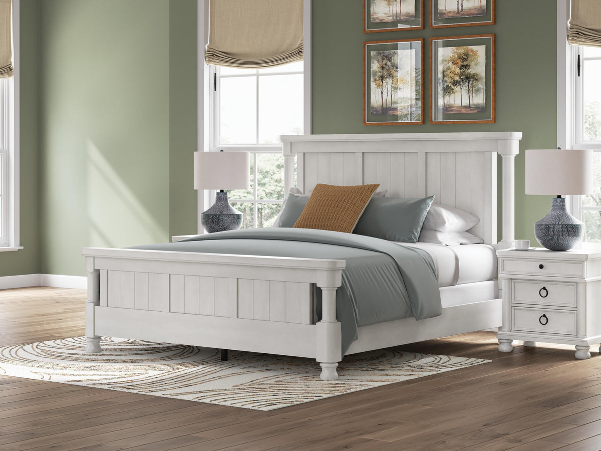 Rowlenstown King Poster Bed