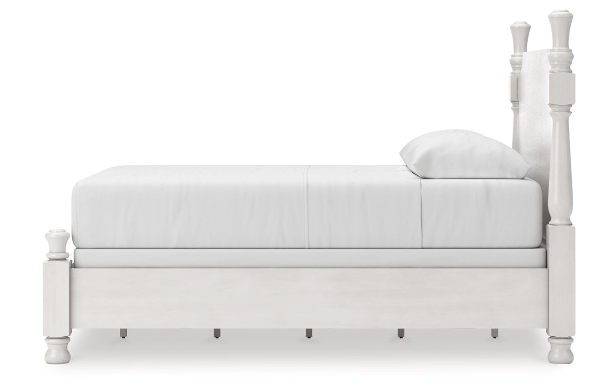 Rowlenstown Queen Poster Bed, Dresser, Mirror and Nightstand