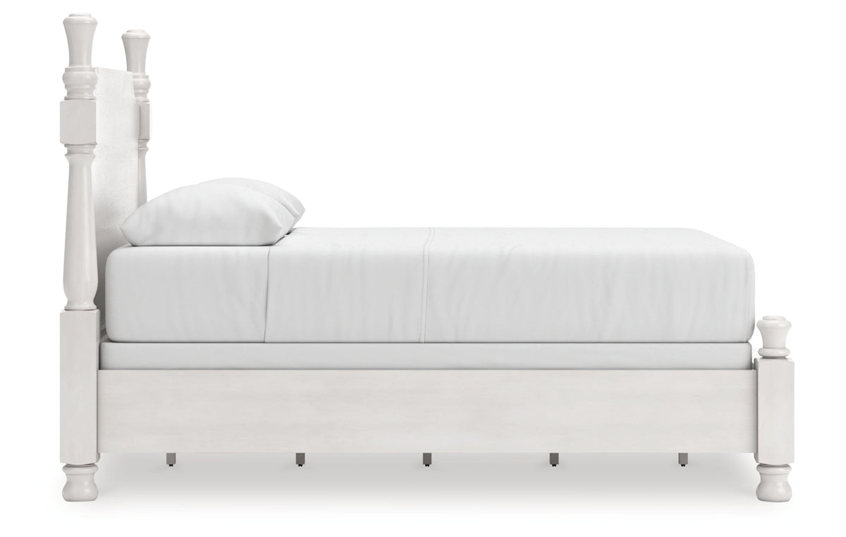 Rowlenstown Queen Poster Bed, Dresser, Mirror and Nightstand