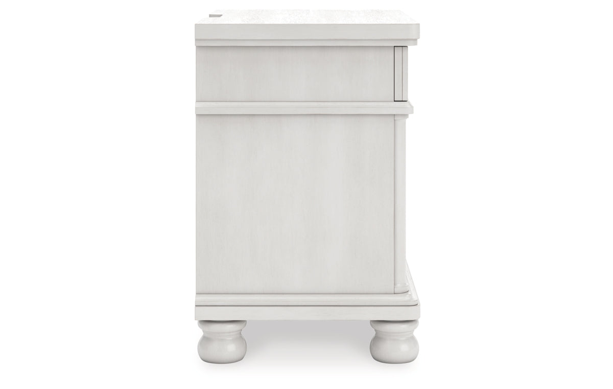 Rowlenstown Queen Poster Bed, Dresser, Mirror and Nightstand