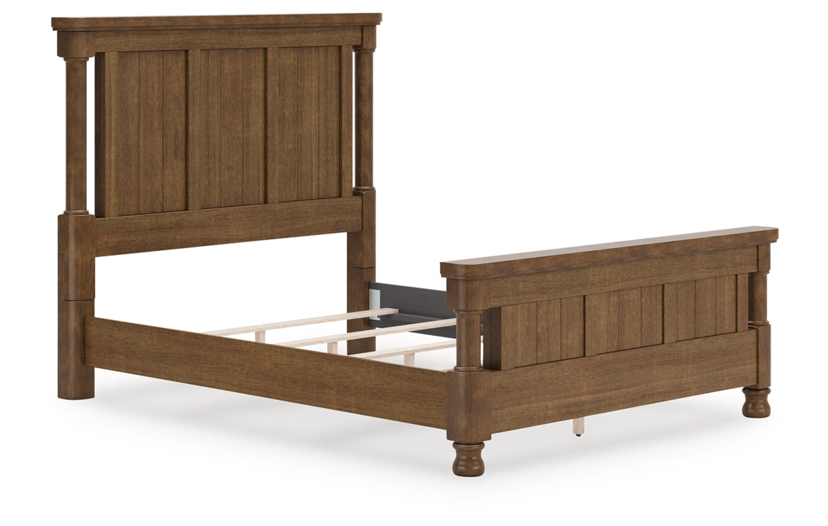 Rowlenstown Queen Poster Bed