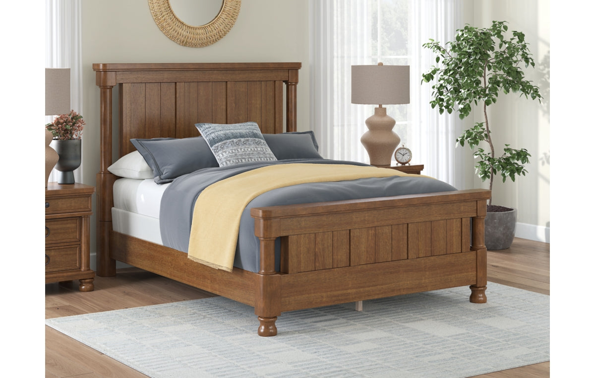 Rowlenstown Queen Poster Bed with Mirrored Dresser and Nightstand