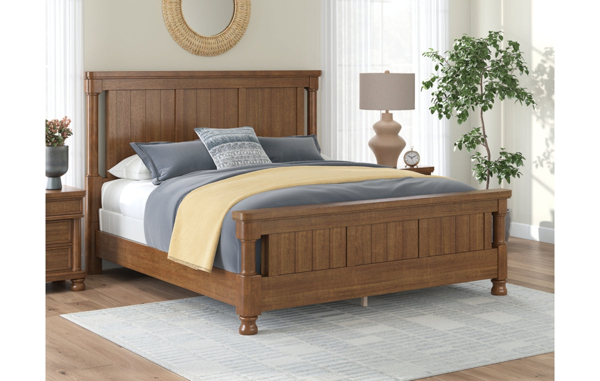Rowlenstown California King Poster Bed with Mirrored Dresser and Nightstand
