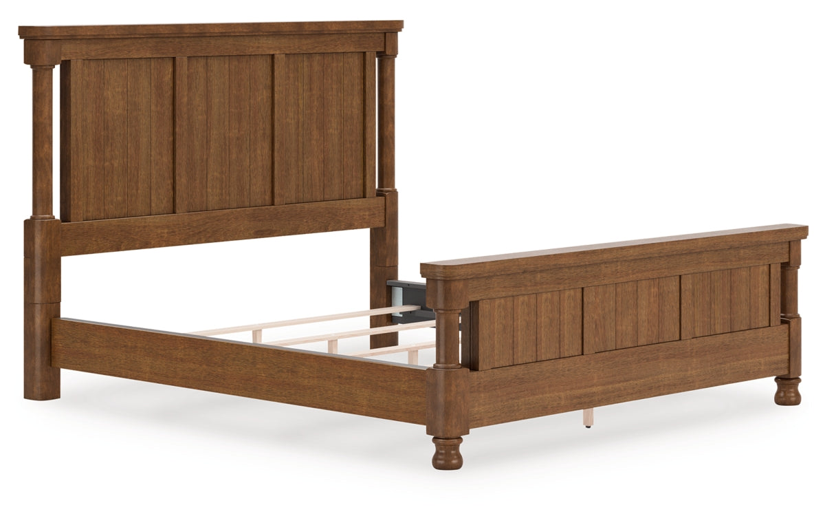 Rowlenstown King Poster Bed