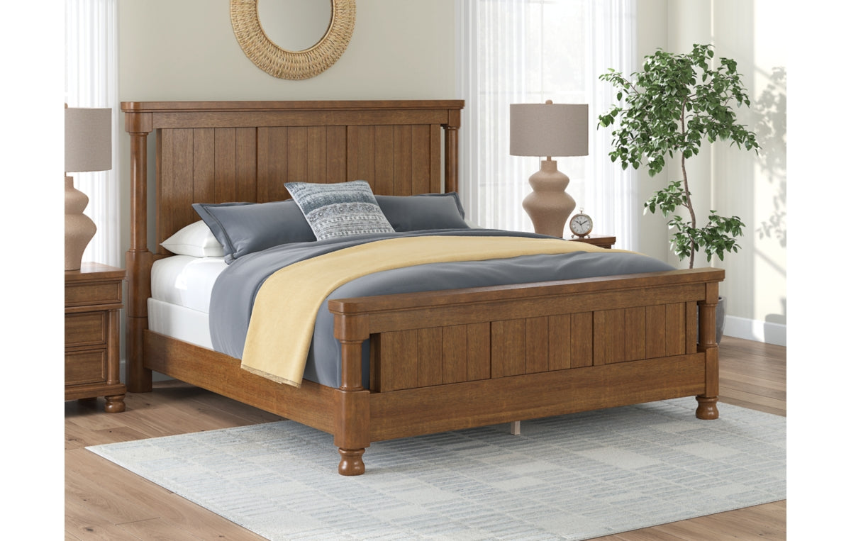 Rowlenstown King Poster Bed with Mirrored Dresser and Nightstand