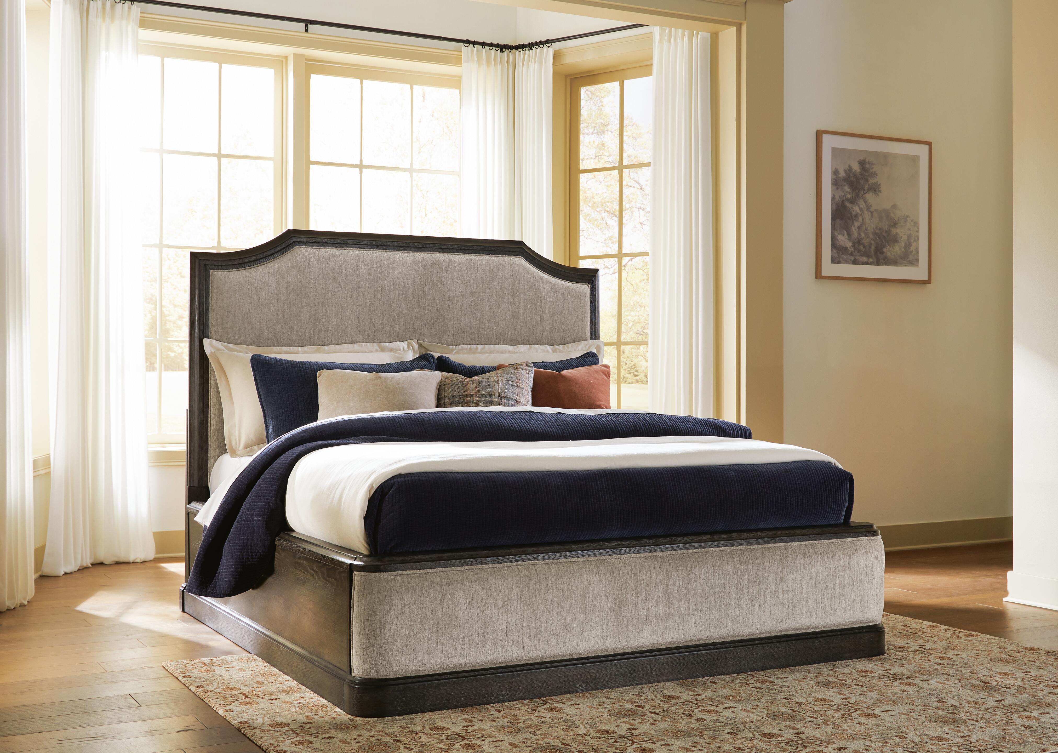 Wickenger King Upholstered Panel Bed