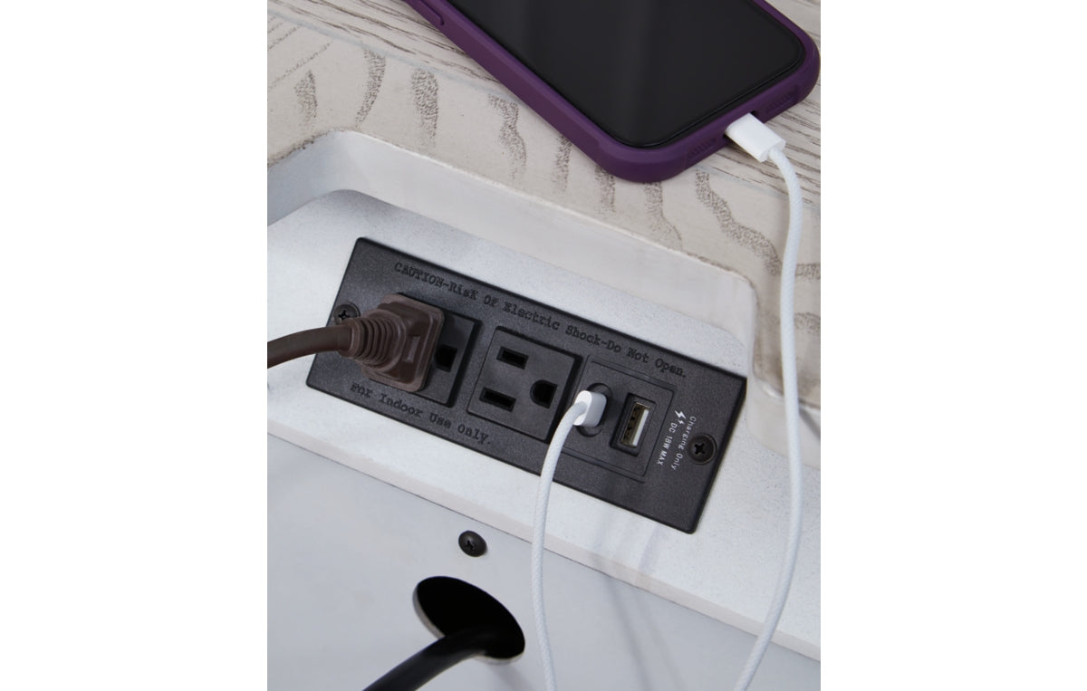 Bruchandi Nightstand