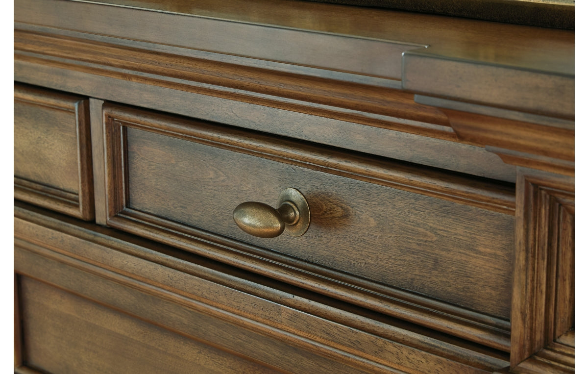 Frantanna Dresser